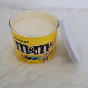 Goose Creek Peanut M&M's Candle